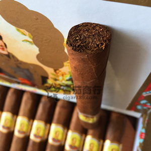 玻璃瓦尔皇冠雪茄 Bolivar Coronas Junior